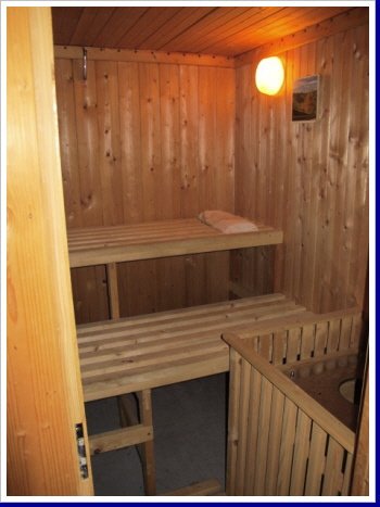 _sauna4.jpg
